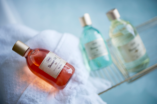 How to Moisturize Your Scalp